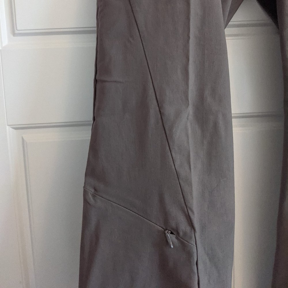 Athleta Pants Excellent Condition - image 4